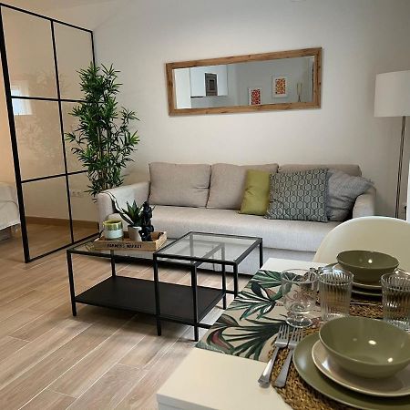 Alameda Sweet Home Sevilla Bagian luar foto